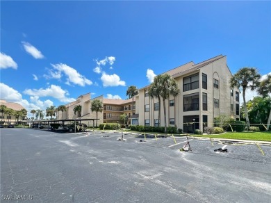 Now's your chance to scoop up this rated BEST VALUE BUY in the on Cross Creek Country Club in Florida - for sale on GolfHomes.com, golf home, golf lot