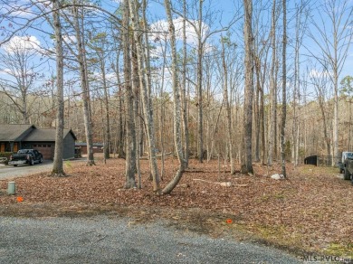 MERIFIELD ACRES Cul de sac lot borders the U.S. Army Corps land on Kinderton Country Club in Virginia - for sale on GolfHomes.com, golf home, golf lot