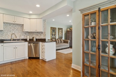 This end unit townhouse has been recently updated throughout on Pine Meadow Golf Club in Illinois - for sale on GolfHomes.com, golf home, golf lot