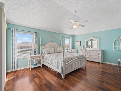 NO BOND on this IMMACULATE 3 Bedroom GAS Designer Hibiscus (3rd on The Links of Spruce Creek in Florida - for sale on GolfHomes.com, golf home, golf lot