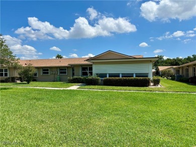 DISCOVER WHAT A BARGAIN THIS HOME IS! Great price for a WHISKEY on Whiskey Creek Country Club in Florida - for sale on GolfHomes.com, golf home, golf lot