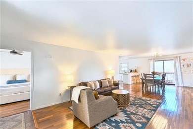 Welcome to this charming 2-bedroom, 2.5-bath low maintenance on Bella Vista Country Club - Berksdale in Arkansas - for sale on GolfHomes.com, golf home, golf lot