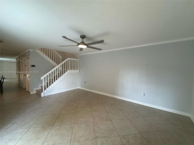 3 bedroom townhouse in the city of Davie, unit has a remodeled on Pine Island Ridge Country Club in Florida - for sale on GolfHomes.com, golf home, golf lot