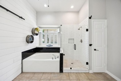 Meticulously maintained 4-bedroom, 3-bathroom home on a HUGE lot on Ridgeview Ranch Golf Club in Texas - for sale on GolfHomes.com, golf home, golf lot