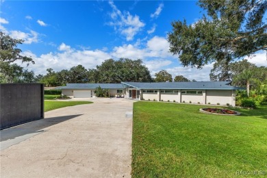 Welcome to your dream oasis! A non-flood zone brick construction on Inverness Golf and Country Club in Florida - for sale on GolfHomes.com, golf home, golf lot