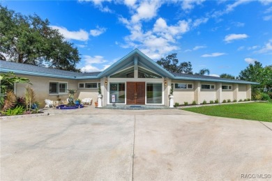 Welcome to your dream oasis! A non-flood zone brick construction on Inverness Golf and Country Club in Florida - for sale on GolfHomes.com, golf home, golf lot