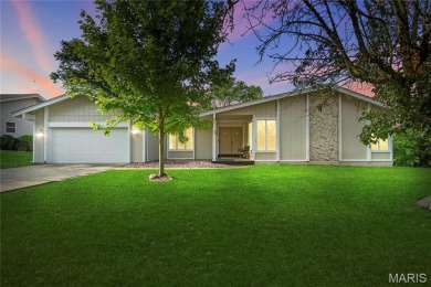 Opportunity ! Opportunity !! Step into this stunning, updated on Lake Saint Louis Par 3 in Missouri - for sale on GolfHomes.com, golf home, golf lot