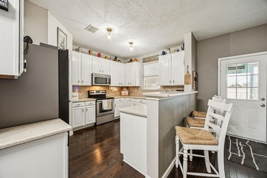 Enjoy your backyard oasis in the high desired Waterview on Jim Boggs in Texas - for sale on GolfHomes.com, golf home, golf lot