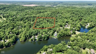 DON'T MISS OUT on this opportunity to buy a nearly one acre on Foxcliff Golf Club in Indiana - for sale on GolfHomes.com, golf home, golf lot