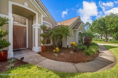 ***ACCEPTING BACK-UP OFFERS***Welcome to this Captivating 5 BR 4 on Eagle Harbor Golf Club in Florida - for sale on GolfHomes.com, golf home, golf lot