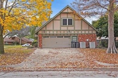 Well maintained, charming brick home across from MeadowBrook on Meadowbrook Country Club in Oklahoma - for sale on GolfHomes.com, golf home, golf lot