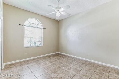 Don't miss out on this beautiful 2 bedroom, 2 bathroom, 1,336 sq on Magnolia Point Golf and Country Club in Florida - for sale on GolfHomes.com, golf home, golf lot