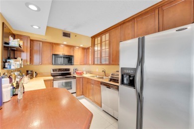 Beautiful 2 Bedroom, 2 Bathrooms at Hillcrest BUILDING 20, The on Hillcrest Golf and Country Club in Florida - for sale on GolfHomes.com, golf home, golf lot