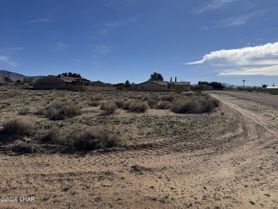 Large, flat, level lot. Located in the Phase 2 golf course area on Valle Vista Golf Course in Arizona - for sale on GolfHomes.com, golf home, golf lot