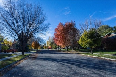 Welcome to the Bridger Creek condo, where an open floor plan on Bridger Creek Golf Course in Montana - for sale on GolfHomes.com, golf home, golf lot