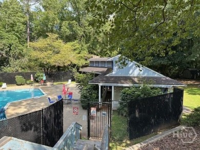 Charming TRI-LEVEL condo MINUTES from EVERYTHING ATHENS!  You on University of Georgia Golf Course in Georgia - for sale on GolfHomes.com, golf home, golf lot