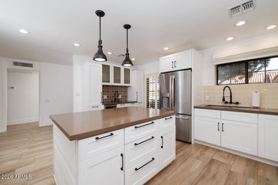 Escape to your perfect Spring Training getaway in this on Scottsdale Silverado Golf Club in Arizona - for sale on GolfHomes.com, golf home, golf lot