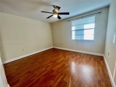 Spacious 2 bed 2 bath plus extra room! Clean & Bright unit on The Country Club At Boca Raton in Florida - for sale on GolfHomes.com, golf home, golf lot