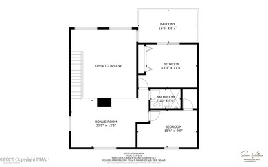 SPACIOUS 3BED/3BATH Contemporary Home located on the 5th green on Pocono Farms Country Club in Pennsylvania - for sale on GolfHomes.com, golf home, golf lot