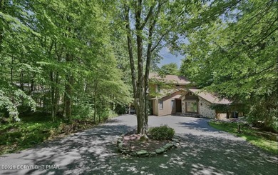 RESORT LIVING AT ITS FINEST! Immaculate Lake Harmony home offers on Split Rock Resort and Country Club in Pennsylvania - for sale on GolfHomes.com, golf home, golf lot