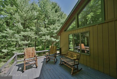 RESORT LIVING AT ITS FINEST! Immaculate Lake Harmony home offers on Split Rock Resort and Country Club in Pennsylvania - for sale on GolfHomes.com, golf home, golf lot