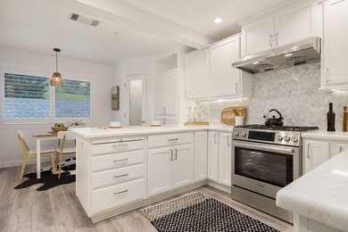 Beautifully updated 2BD/2BA home in Walnut Creek's award-winning on Rossmoor Golf Course in California - for sale on GolfHomes.com, golf home, golf lot