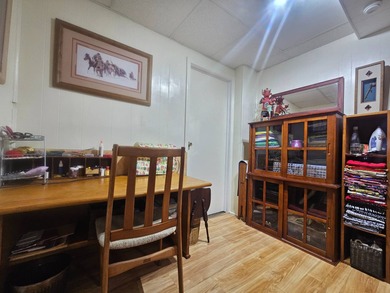 Updated 1BD 1.5 Bath with Large AZ Room: Super Clean & Spacious! on Viewpoint Golf Resort in Arizona - for sale on GolfHomes.com, golf home, golf lot