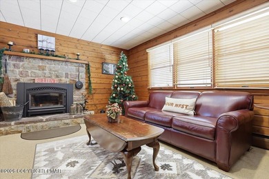 Discover this beautifully Split Rock Cottage, perfectly situated on Split Rock Resort and Country Club in Pennsylvania - for sale on GolfHomes.com, golf home, golf lot