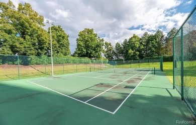 Sky-High Sophistication with this beautiful, clean and move-in on Evergreen Hills Golf Course in Michigan - for sale on GolfHomes.com, golf home, golf lot