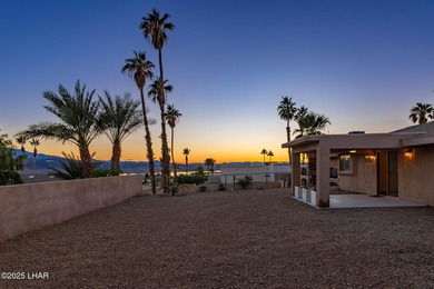 LOCATION! VIEWS! LOCATION! VIEWS! LOCATION! VIEWS ! Located in a on London Bridge Golf Course in Arizona - for sale on GolfHomes.com, golf home, golf lot