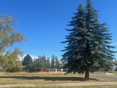 Not many of these left in Whitefish!  Corner lot in a great on Whitefish Lake Golf Club in Montana - for sale on GolfHomes.com, golf home, golf lot