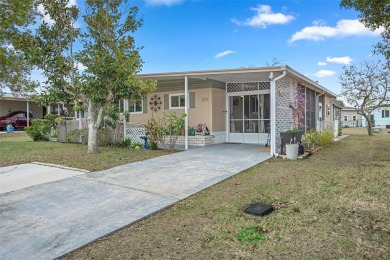 Under contract-accepting backup offers. Motivated Sellers! Very on Brookridge Country Club in Florida - for sale on GolfHomes.com, golf home, golf lot