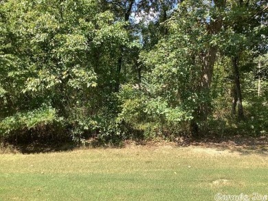 Wonderful level golf course lot just under 1 acre (0.81).  3 on Diamondhead Golf and Country Club in Arkansas - for sale on GolfHomes.com, golf home, golf lot