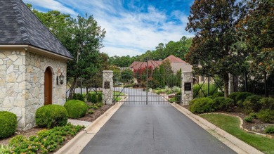 Fabulous home in The ARBORS of Chenal Valley. Gorgeous inside on Chenal Country Club - Bear Den Mountain in Arkansas - for sale on GolfHomes.com, golf home, golf lot