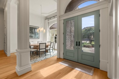 Fabulous home in The ARBORS of Chenal Valley. Gorgeous inside on Chenal Country Club - Bear Den Mountain in Arkansas - for sale on GolfHomes.com, golf home, golf lot