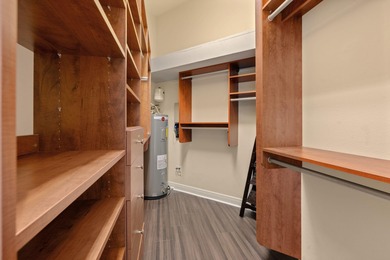 Stunning custom home in Kelly Plantation! This spacious on Kelly Plantation Golf Club in Florida - for sale on GolfHomes.com, golf home, golf lot