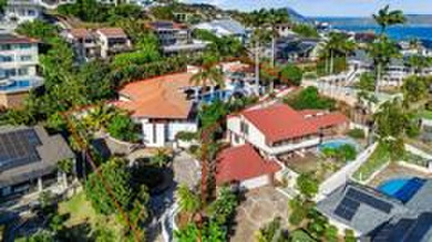 Assumable 3.7% Mortgage | 50 FT Pool | 8,000 SQ FT of on Waialae Country Club in Hawaii - for sale on GolfHomes.com, golf home, golf lot