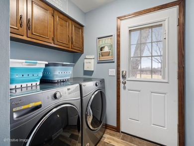 AERO ESTATES GEM!! Don't miss this rare opportunity to live in on Springbrook Golf Course in Illinois - for sale on GolfHomes.com, golf home, golf lot