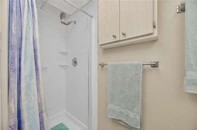 Beautifully Renovated Condo in Kings Point - Florida's Premier on Kings Point Executive Golf Course in Florida - for sale on GolfHomes.com, golf home, golf lot