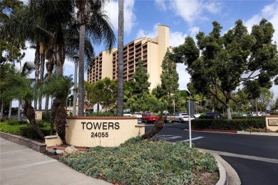 Imagine waking each morning to mountain views and ending every on Leisure Village Par 3 Golf Course in California - for sale on GolfHomes.com, golf home, golf lot