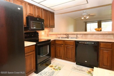 This immaculately clean and quiet townhouse is on the Suntree on Suntree Country Club in Florida - for sale on GolfHomes.com, golf home, golf lot