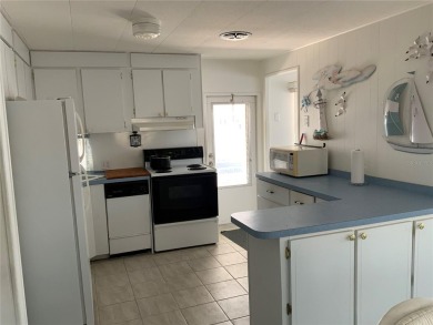 Discover Your Retirement Haven in Bradenton! This delightful on Heather Hills Golf Course in Florida - for sale on GolfHomes.com, golf home, golf lot