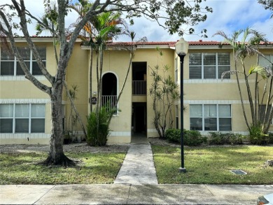 Beautiful remodeled 2 BED, 2BATH at Isles at Lagomar in on Lago Mar Country Club in Florida - for sale on GolfHomes.com, golf home, golf lot