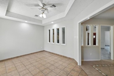 4-Bedroom 3 Full Bathroom Home in an Amenity-Rich Gated on Pecan Plantation Country Club in Texas - for sale on GolfHomes.com, golf home, golf lot