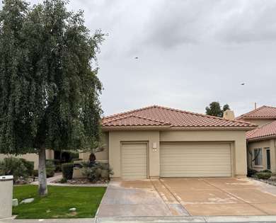 Walking into 86 Kavenish Drive, it's easy to picture yourself on Rancho Mirage Country Club in California - for sale on GolfHomes.com, golf home, golf lot