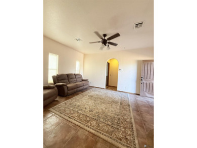 Welcome to this charming 2-bedroom, 2-bath home with 1,335 sq on The Links At Coyote Wash in Alabama - for sale on GolfHomes.com, golf home, golf lot