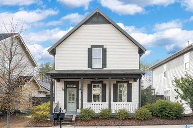 Welcome to this beautiful home in Sawyer Trail offering comfort on Ross Bridge Golf Resort in Alabama - for sale on GolfHomes.com, golf home, golf lot