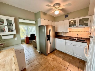 Highly Desirable End Unit! This meticulously maintained on On Top Of The World Golf Course in Florida - for sale on GolfHomes.com, golf home, golf lot