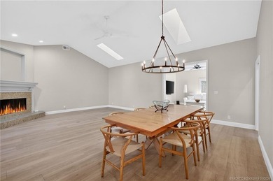 Beautiful 3/2 in desirable Yacht and Country Club. Soaring on Yacht and Country Club in Florida - for sale on GolfHomes.com, golf home, golf lot