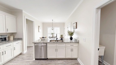 Like-new brick home of 2,672 square feet, located in the on Headland Country Club in Alabama - for sale on GolfHomes.com, golf home, golf lot